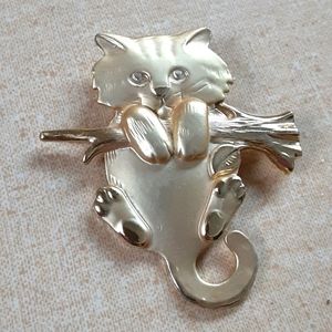 Gold Kitten Brooch